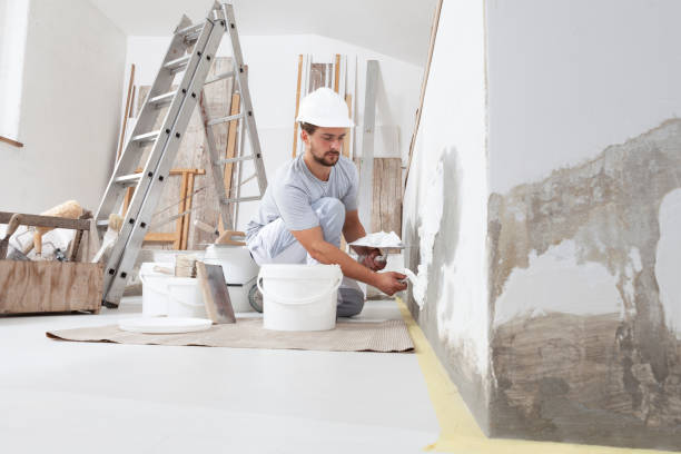 Best Eco-Friendly and Low-VOC Painting  in Gretna, FL